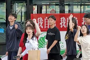 ?杰伦-格林最后17分钟被摁在替补席 两场共DNP了35分钟……